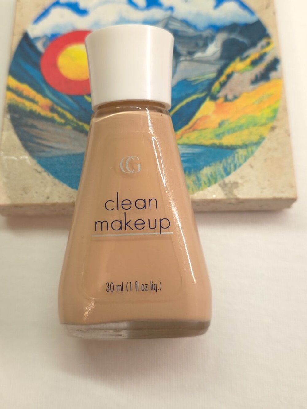 VINTAGE LEGACY COVERGIRL FOUNDATION BOTTLES - Picture 5 of 13